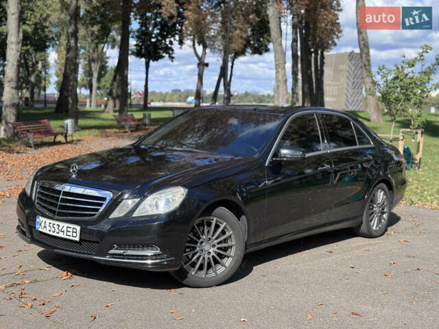 Мерседес Е-Клас 2012 у Вінниці на Automoto.ua Чорний Мерседес Е-Клас, об'ємом двигуна 1.8 л та пробігом 342 тис. км за 9600 $, фото 1 на Automoto.ua