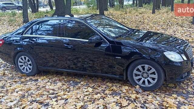 Черный Мерседес Е-Класс, объемом двигателя 1.8 л и пробегом 270 тыс. км за 8900 $, фото 1 на Automoto.ua