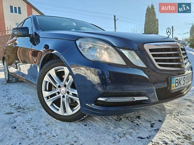 Черный Мерседес Е-Класс, объемом двигателя 2.14 л и пробегом 455 тыс. км за 10999 $, фото 1 на Automoto.ua