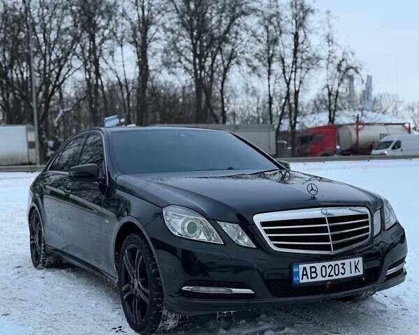 Чорний Мерседес Е-Клас, об'ємом двигуна 2.14 л та пробігом 517 тис. км за 13900 $, фото 1 на Automoto.ua