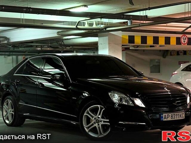 Чорний Мерседес Е-Клас, об'ємом двигуна 2.1 л та пробігом 218 тис. км за 13299 $, фото 1 на Automoto.ua