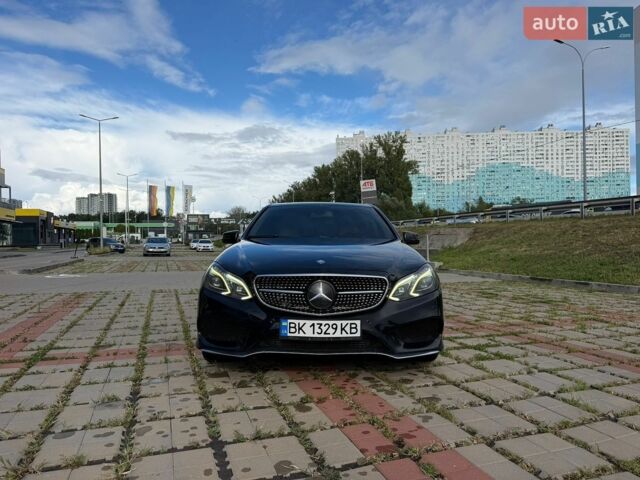 Черный Мерседес Е-Класс, объемом двигателя 1.99 л и пробегом 330 тыс. км за 17000 $, фото 1 на Automoto.ua