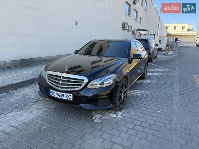 Чорний Мерседес Е-Клас, об'ємом двигуна 2 л та пробігом 329 тис. км за 16000 $, фото 1 на Automoto.ua