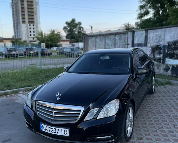 Чорний Мерседес Е-Клас, об'ємом двигуна 1.8 л та пробігом 365 тис. км за 11999 $, фото 1 на Automoto.ua