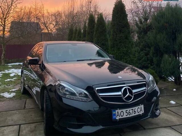 Черный Мерседес Е-Класс, объемом двигателя 2.2 л и пробегом 202 тыс. км за 17400 $, фото 1 на Automoto.ua