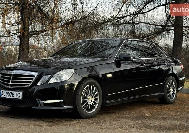 Чорний Мерседес Е-Клас, об'ємом двигуна 1.8 л та пробігом 235 тис. км за 14700 $, фото 1 на Automoto.ua