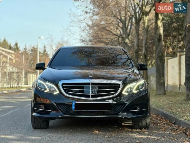 Черный Мерседес Е-Класс, объемом двигателя 3 л и пробегом 280 тыс. км за 22999 $, фото 1 на Automoto.ua