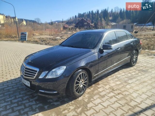 Черный Мерседес Е-Класс, объемом двигателя 2.2 л и пробегом 340 тыс. км за 15500 $, фото 1 на Automoto.ua