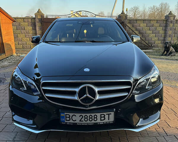 Черный Мерседес Е-Класс, объемом двигателя 2.1 л и пробегом 270 тыс. км за 20700 $, фото 1 на Automoto.ua
