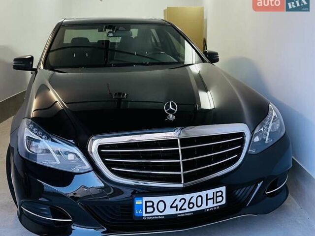Черный Мерседес Е-Класс, объемом двигателя 2.14 л и пробегом 220 тыс. км за 17500 $, фото 1 на Automoto.ua