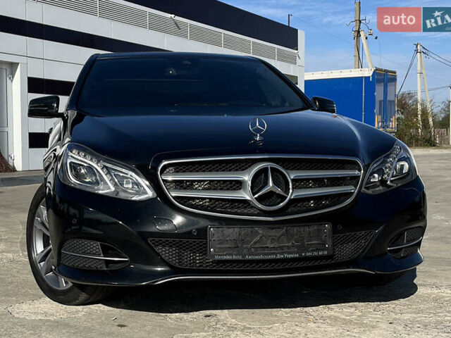 Черный Мерседес Е-Класс, объемом двигателя 2.9 л и пробегом 260 тыс. км за 22700 $, фото 1 на Automoto.ua