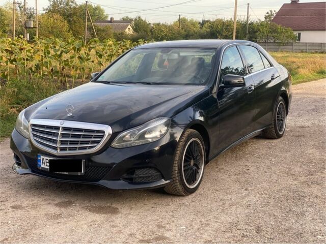 Чорний Мерседес Е-Клас, об'ємом двигуна 2.2 л та пробігом 480 тис. км за 10500 $, фото 1 на Automoto.ua