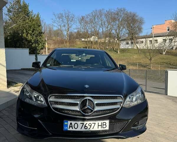 Черный Мерседес Е-Класс, объемом двигателя 2.14 л и пробегом 127 тыс. км за 21000 $, фото 1 на Automoto.ua