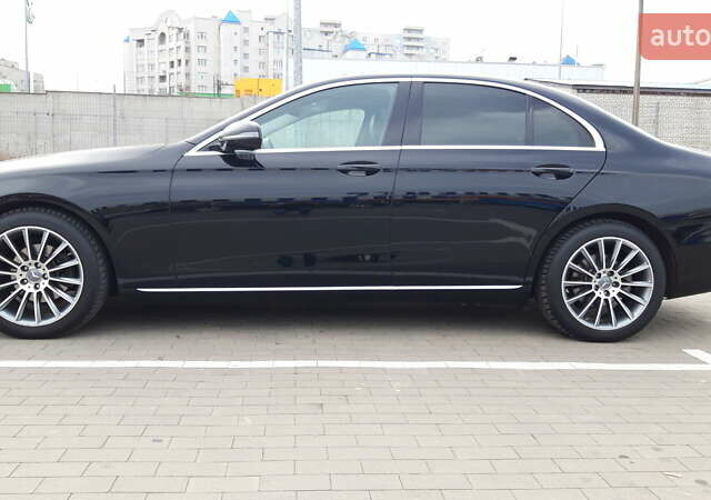 Чорний Мерседес Е-Клас, об'ємом двигуна 1.95 л та пробігом 316 тис. км за 21400 $, фото 1 на Automoto.ua