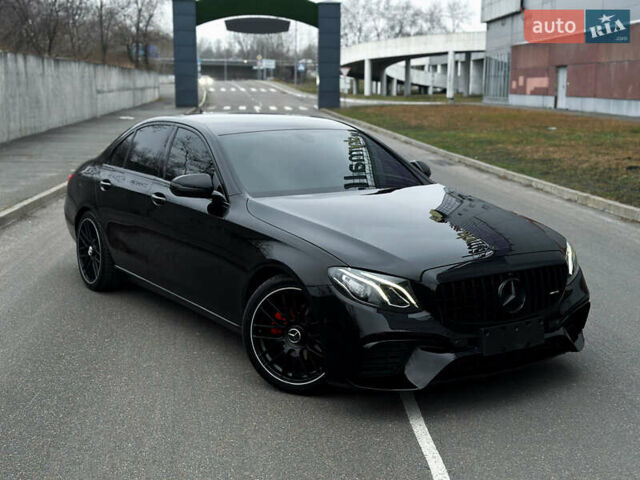 Чорний Мерседес Е-Клас, об'ємом двигуна 1.95 л та пробігом 357 тис. км за 23500 $, фото 1 на Automoto.ua