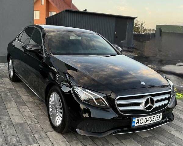 Чорний Мерседес Е-Клас, об'ємом двигуна 1.95 л та пробігом 346 тис. км за 22700 $, фото 1 на Automoto.ua