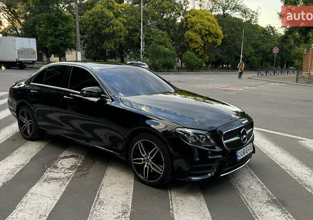 Черный Мерседес Е-Класс, объемом двигателя 1.95 л и пробегом 270 тыс. км за 26000 $, фото 1 на Automoto.ua