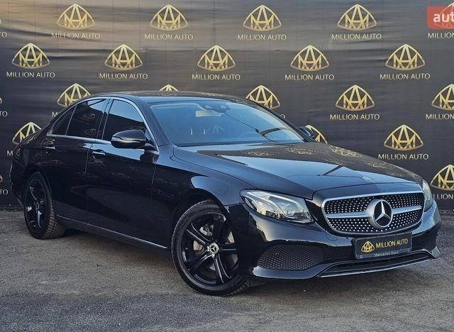Чорний Мерседес Е-Клас, об'ємом двигуна 1.95 л та пробігом 184 тис. км за 24999 $, фото 1 на Automoto.ua