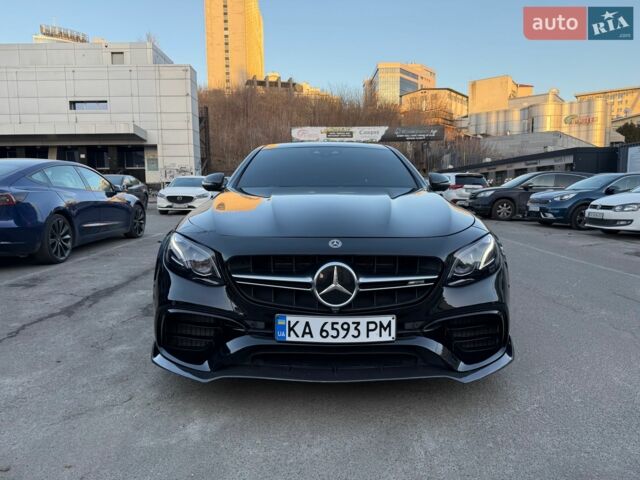 Черный Мерседес Е-Класс, объемом двигателя 3.98 л и пробегом 50 тыс. км за 65000 $, фото 1 на Automoto.ua