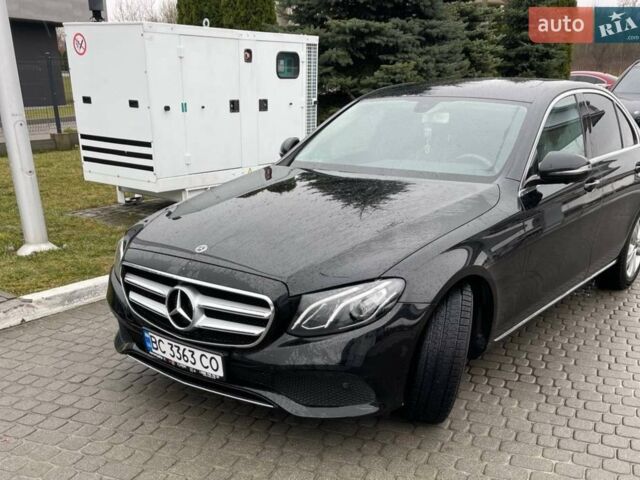Чорний Мерседес Е-Клас, об'ємом двигуна 1.95 л та пробігом 253 тис. км за 25000 $, фото 1 на Automoto.ua