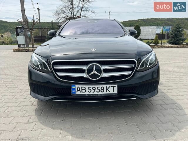 Чорний Мерседес Е-Клас, об'ємом двигуна 1.95 л та пробігом 225 тис. км за 25900 $, фото 1 на Automoto.ua