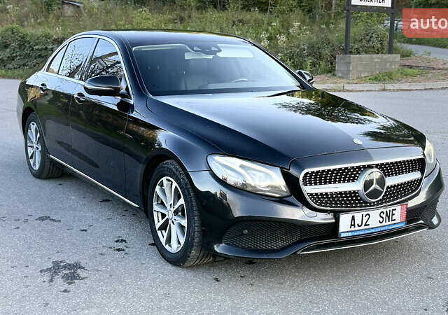 Чорний Мерседес Е-Клас, об'ємом двигуна 1.95 л та пробігом 280 тис. км за 21500 $, фото 1 на Automoto.ua