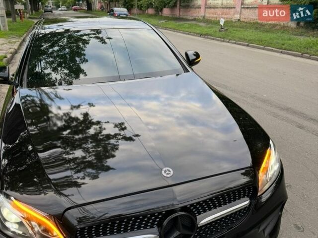 Чорний Мерседес Е-Клас, об'ємом двигуна 1.95 л та пробігом 125 тис. км за 35000 $, фото 1 на Automoto.ua