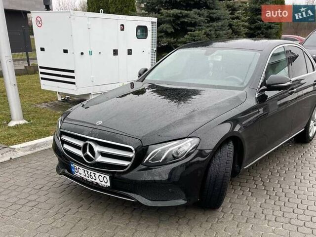 Чорний Мерседес Е-Клас, об'ємом двигуна 1.95 л та пробігом 200 тис. км за 25000 $, фото 1 на Automoto.ua