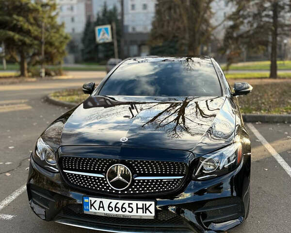 Черный Мерседес Е-Класс, объемом двигателя 3 л и пробегом 155 тыс. км за 33000 $, фото 1 на Automoto.ua