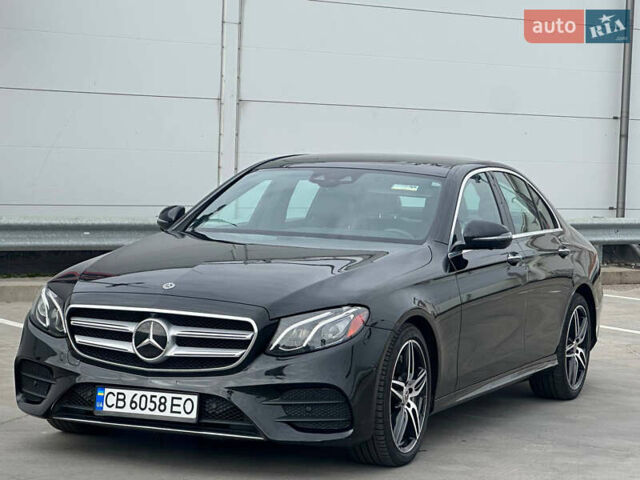 Черный Мерседес Е-Класс, объемом двигателя 2 л и пробегом 87 тыс. км за 32000 $, фото 1 на Automoto.ua