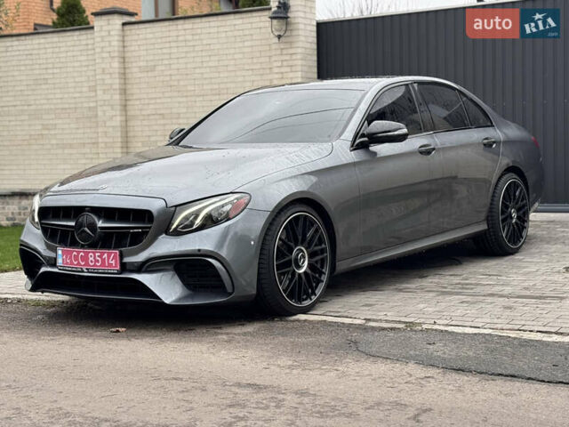 Чорний Мерседес Е-Клас, об'ємом двигуна 3 л та пробігом 139 тис. км за 41000 $, фото 1 на Automoto.ua