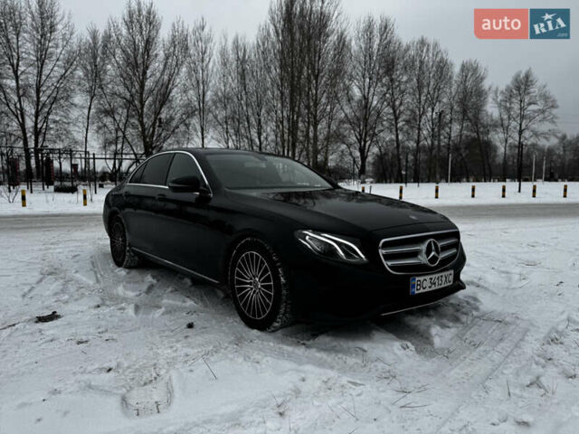 Чорний Мерседес Е-Клас, об'ємом двигуна 1.95 л та пробігом 148 тис. км за 26500 $, фото 1 на Automoto.ua