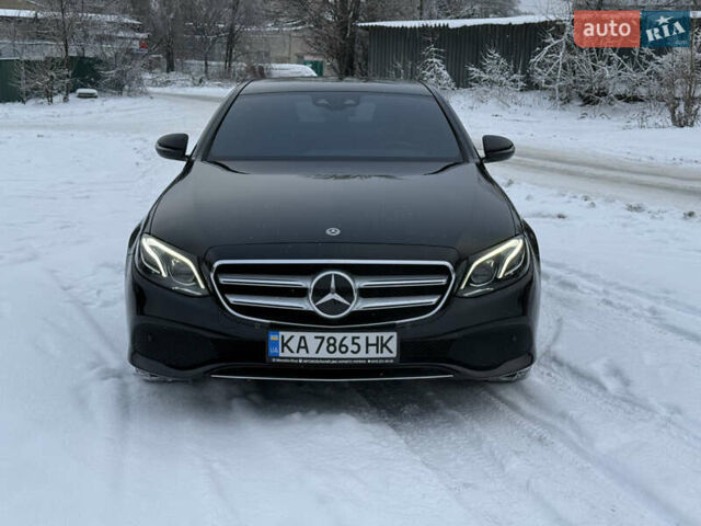 Черный Мерседес Е-Класс, объемом двигателя 2.99 л и пробегом 210 тыс. км за 28000 $, фото 1 на Automoto.ua