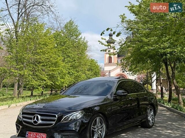 Черный Мерседес Е-Класс, объемом двигателя 1.99 л и пробегом 47 тыс. км за 29500 $, фото 1 на Automoto.ua