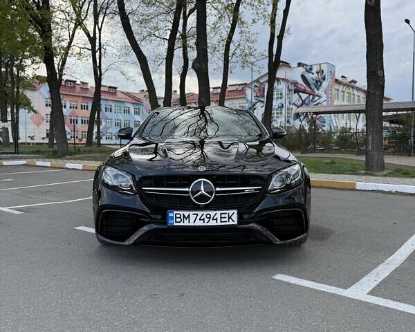 Черный Мерседес Е-Класс, объемом двигателя 3.98 л и пробегом 63 тыс. км за 74500 $, фото 1 на Automoto.ua