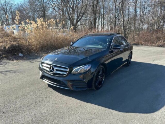 Чорний Мерседес Е-Клас, об'ємом двигуна 3 л та пробігом 42 тис. км за 13000 $, фото 1 на Automoto.ua