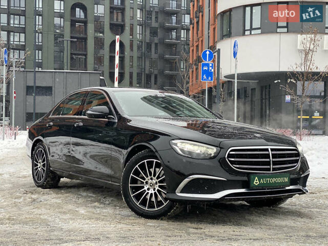 Черный Мерседес Е-Класс, объемом двигателя 1.99 л и пробегом 107 тыс. км за 41990 $, фото 1 на Automoto.ua