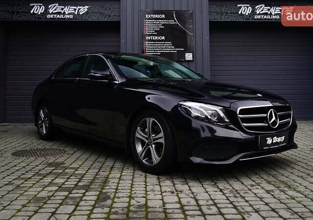 Чорний Мерседес Е-Клас, об'ємом двигуна 1.6 л та пробігом 54 тис. км за 37500 $, фото 1 на Automoto.ua