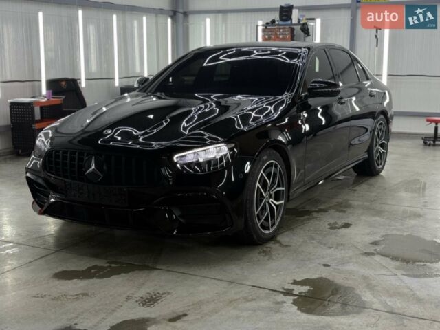 Чорний Мерседес Е-Клас, об'ємом двигуна 1.95 л та пробігом 156 тис. км за 45000 $, фото 1 на Automoto.ua