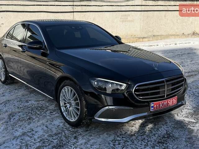 Черный Мерседес Е-Класс, объемом двигателя 1.99 л и пробегом 117 тыс. км за 43500 $, фото 1 на Automoto.ua