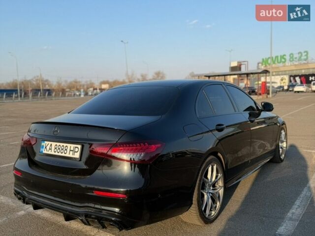 Черный Мерседес Е-Класс, объемом двигателя 2 л и пробегом 110 тыс. км за 47000 $, фото 1 на Automoto.ua