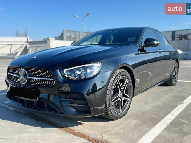 Чорний Мерседес Е-Клас, об'ємом двигуна 1.95 л та пробігом 90 тис. км за 49900 $, фото 1 на Automoto.ua