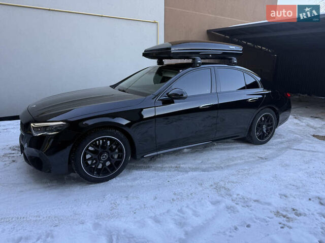 Черный Мерседес Е-Класс, объемом двигателя 2 л и пробегом 46 тыс. км за 95000 $, фото 1 на Automoto.ua