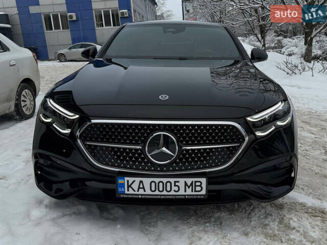 Черный Мерседес Е-Класс, объемом двигателя 1.99 л и пробегом 2 тыс. км за 105000 $, фото 1 на Automoto.ua