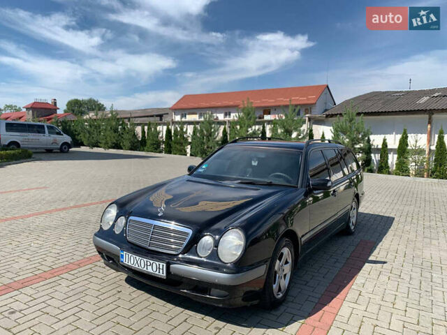 Черный Мерседес Е-Класс, объемом двигателя 2.7 л и пробегом 400 тыс. км за 4100 $, фото 1 на Automoto.ua