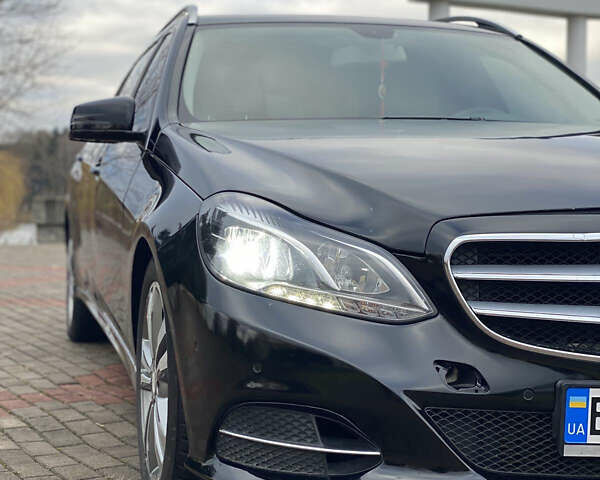 Мерседес Е-Класс 2013 в Млынове на Automoto.ua Черный Мерседес Е-Класс, объемом двигателя 2.14 л и пробегом 431 тыс. км за 19999 $, фото 1 на Automoto.ua