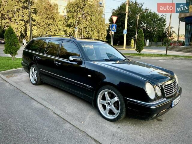 Черный Мерседес Е-Класс, объемом двигателя 4.3 л и пробегом 421 тыс. км за 6500 $, фото 1 на Automoto.ua