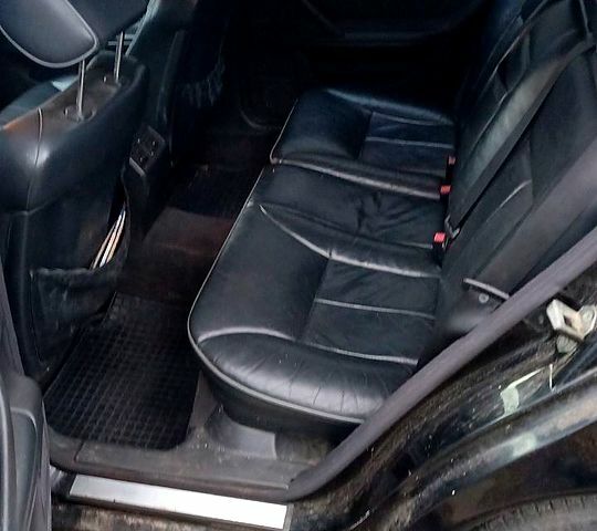 Черный Мерседес Е-Класс, объемом двигателя 2.8 л и пробегом 420 тыс. км за 3700 $, фото 1 на Automoto.ua