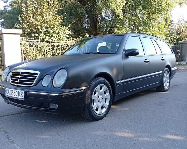 Черный Мерседес Е-Класс, объемом двигателя 3.2 л и пробегом 365 тыс. км за 6300 $, фото 1 на Automoto.ua