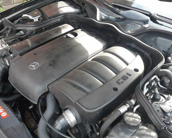 Черный Мерседес Е-Класс, объемом двигателя 2.15 л и пробегом 410 тыс. км за 5300 $, фото 1 на Automoto.ua